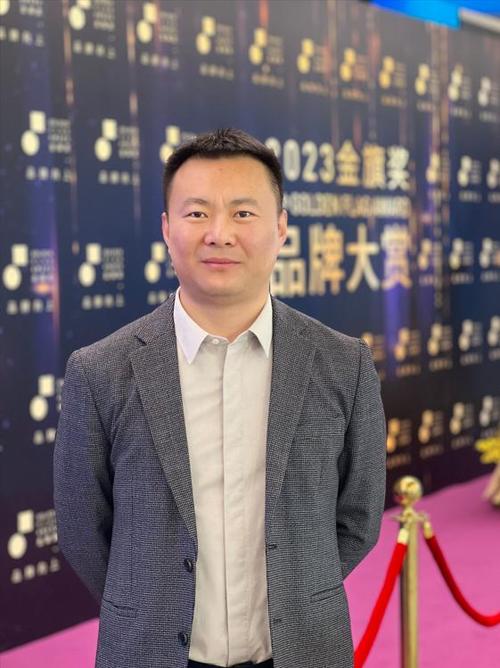 夸克seo剖析_热AI百度营销大年夜会新锐先锋奖出炉 SEO行业俊彦何亚涛榜上有名 夸克seo剖析_热AI百度营销大年夜会新锐先锋奖出炉 SEO行业俊彦何亚涛榜上有名 百度SEO