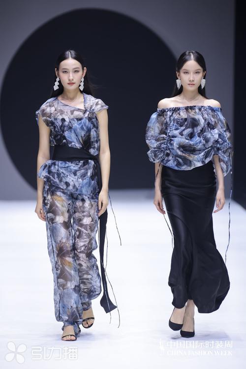 时尚之巅,设计师时装网站引领潮流风向标 搜狗SEO 时尚之巅,设计师时装网站引领潮流风向标 时尚之巅,设计师时装网站引领潮流风向标 搜狗SEO
