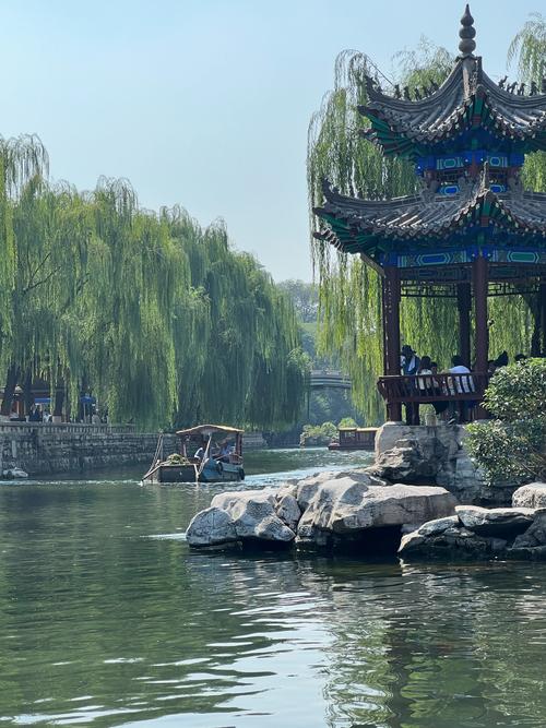 济南风情,打造独具特色的网站,展现泉城魅力 百度SEO 济南风情,打造独具特色的网站,展现泉城魅力 济南风情,打造独具特色的网站,展现泉城魅力 百度SEO