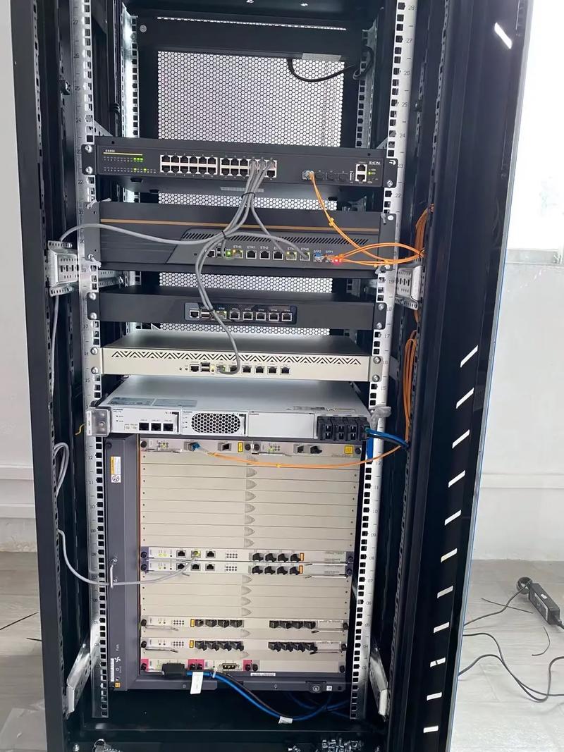 电信网站服务器,构建信息高速公路的强大引擎 SEO关键词 电信网站服务器,构建信息高速公路的强大引擎 电信网站服务器,构建信息高速公路的强大引擎 SEO关键词
