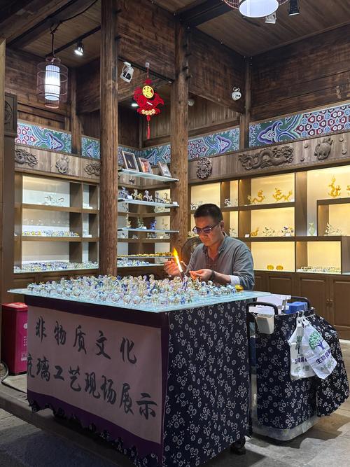 醉画仙,探索中国传统文化与现代设计的交融之美 搜狗SEO 醉画仙,探索中国传统文化与现代设计的交融之美 醉画仙,探索中国传统文化与现代设计的交融之美 搜狗SEO